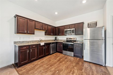 Townhouse in Davenport, Florida 3 bedrooms, 130.43 sq.m. № 1760528 - photo 10