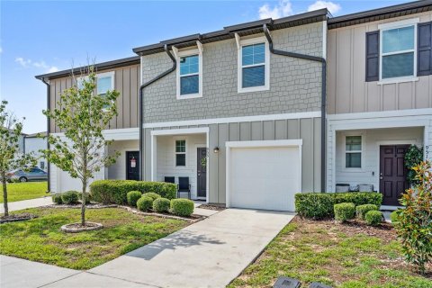 Townhouse in Davenport, Florida 3 bedrooms, 130.43 sq.m. № 1760528 - photo 3