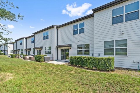 Townhouse in Davenport, Florida 3 bedrooms, 130.43 sq.m. № 1760528 - photo 26