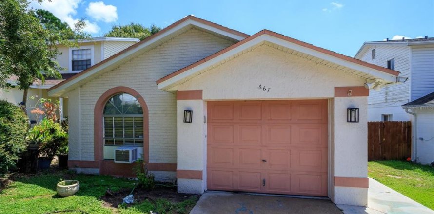 Casa en Winter Haven, Florida 3 dormitorios, 124.3 m2 № 1911592