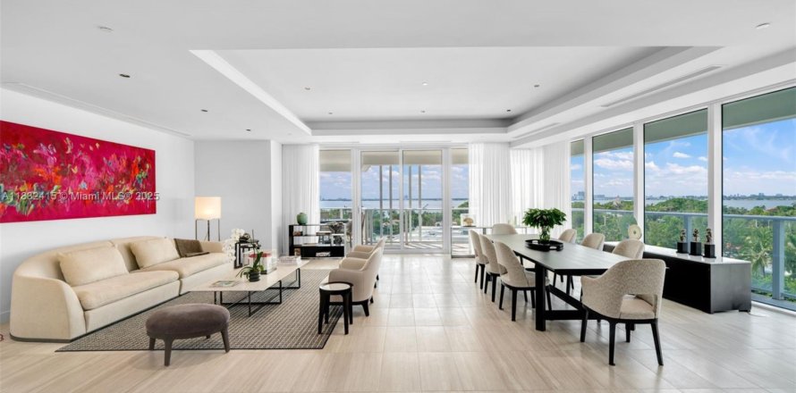 Condo à Miami Beach, Floride, 3 chambres  № 1816381