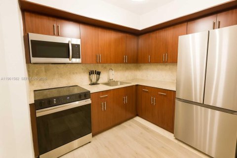 Condominio en venta en Miami, Florida, 2 dormitorios, 77.57 m2 № 2027480 - foto 7