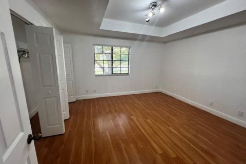 Touwnhouse à louer à Weston, Floride: 4 chambres, 166.3 m2 № 2303405 - photo 15