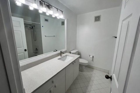 Touwnhouse à louer à Weston, Floride: 4 chambres, 166.3 m2 № 2303405 - photo 16