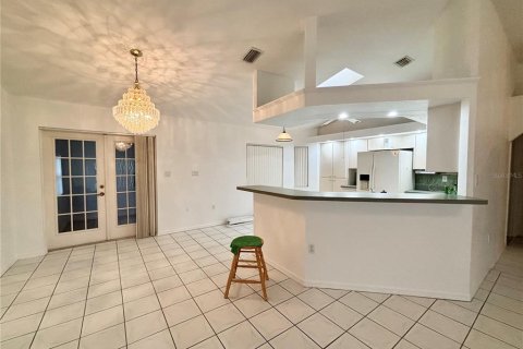 Villa ou maison à vendre à Port Charlotte, Floride: 3 chambres, 156.26 m2 № 2144207 - photo 6