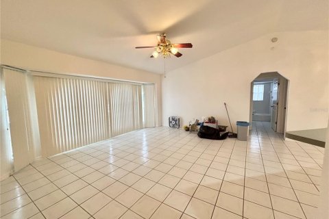 Villa ou maison à vendre à Port Charlotte, Floride: 3 chambres, 156.26 m2 № 2144207 - photo 3