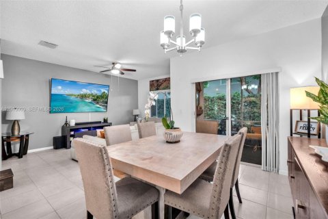Touwnhouse à vendre à Boca Raton, Floride: 3 chambres, 144.28 m2 № 2076327 - photo 15
