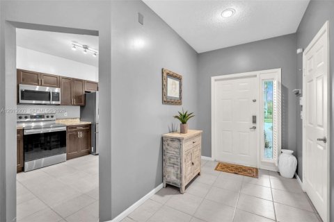 Touwnhouse à vendre à Boca Raton, Floride: 3 chambres, 144.28 m2 № 2076327 - photo 6