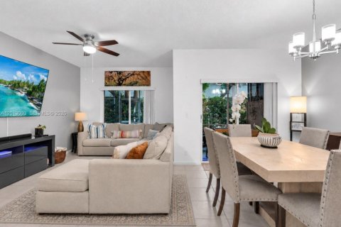 Touwnhouse à vendre à Boca Raton, Floride: 3 chambres, 144.28 m2 № 2076327 - photo 19