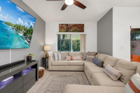 Touwnhouse à vendre à Boca Raton, Floride: 3 chambres, 144.28 m2 № 2076327 - photo 20