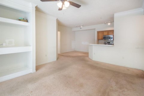 Condo in Orlando, Florida, 2 bedrooms  № 1537955 - photo 4