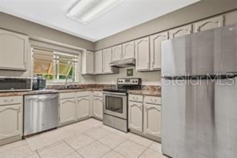 Copropriété à louer à Sarasota, Floride: 2 chambres, 106.37 m2 № 2205311 - photo 28