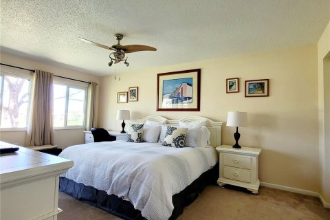Copropriété à louer à Sarasota, Floride: 2 chambres, 106.37 m2 № 2205311 - photo 16