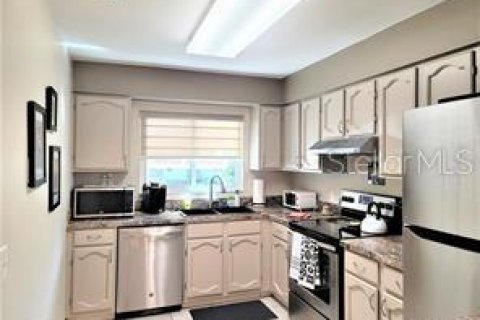 Copropriété à louer à Sarasota, Floride: 2 chambres, 106.37 m2 № 2205311 - photo 29