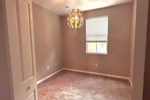 Townhouse in Tamarac, Florida 3 bedrooms, 142.7 sq.m. № 2250861 - photo 14