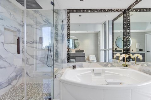 Condo in Fort Lauderdale, Florida, 3 bedrooms № 2081533 - photo 16