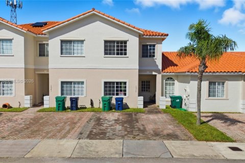 Touwnhouse à Miami, Floride 3 chambres, 132.01 m2 № 1997541