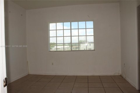 Touwnhouse à louer à Miami, Floride: 3 chambres, 132.01 m2 № 1997541 - photo 15