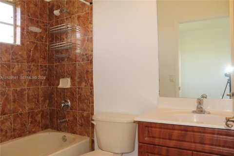 Touwnhouse à louer à Miami, Floride: 3 chambres, 132.01 m2 № 1997541 - photo 3