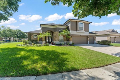 Casa en venta en Apopka, Florida, 5 dormitorios, 307.51 m2 № 2383468 - foto 2