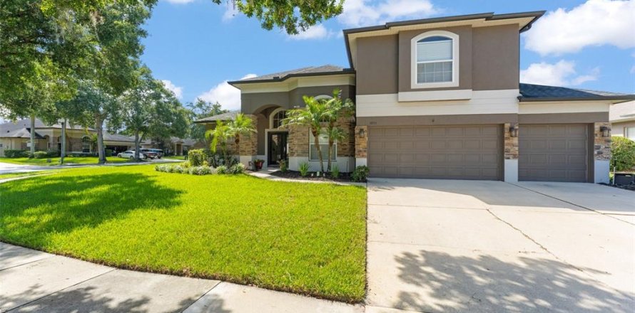 Casa en Apopka, Florida 5 dormitorios, 307.51 m2 № 2383468