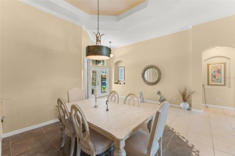 Casa en venta en Apopka, Florida, 5 dormitorios, 307.51 m2 № 2383468 - foto 7