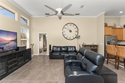 Casa en venta en Apopka, Florida, 5 dormitorios, 307.51 m2 № 2383468 - foto 28