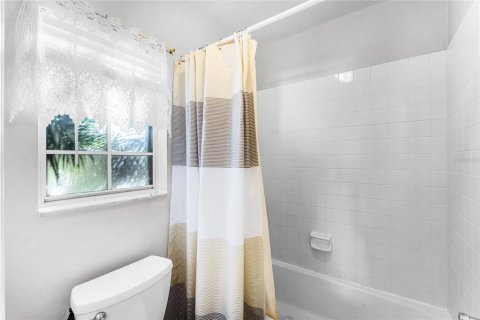 Condominio en venta en Apopka, Florida, 2 dormitorios, 91.04 m2 № 1771423 - foto 16
