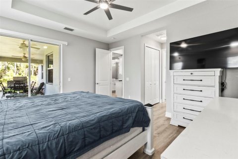 Villa ou maison à vendre à Port Charlotte, Floride: 3 chambres, 172.15 m2 № 2436743 - photo 13