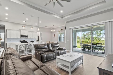 Villa ou maison à vendre à Port Charlotte, Floride: 3 chambres, 172.15 m2 № 2436743 - photo 2