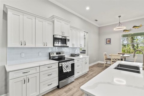 Villa ou maison à vendre à Port Charlotte, Floride: 3 chambres, 172.15 m2 № 2436743 - photo 7