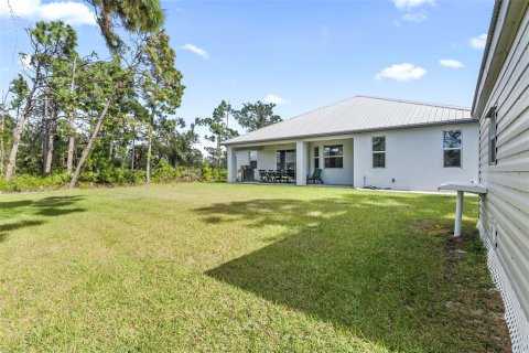 Villa ou maison à vendre à Port Charlotte, Floride: 3 chambres, 172.15 m2 № 2436743 - photo 28