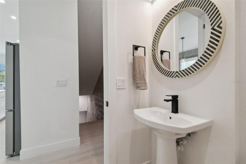 Купить таунхаус в Сент-Питерсберг, Флорида 8 комнат, 193.14м2, № 1878271 - фото 21