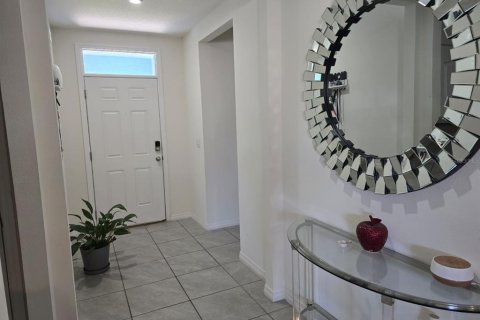 House in Auburndale, Florida 4 bedrooms, 18.02 sq.m. № 1716630 - photo 7