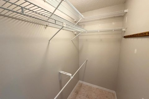Купить виллу или дом в Виро-Бич, Флорида 6 комнат, 130.99м2, № 2397835 - фото 12