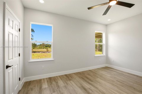 House in Lake Placid, Florida 3 bedrooms, 139.35 sq.m. № 2068842 - photo 11