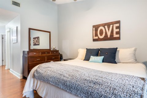 Condo in Boca Raton, Florida, 2 bedrooms  № 2392655 - photo 14