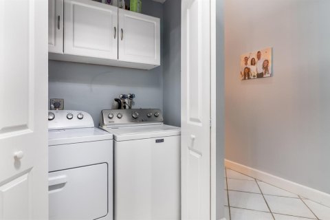 Condo in Boca Raton, Florida, 2 bedrooms  № 2392655 - photo 22