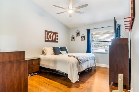 Condo in Boca Raton, Florida, 2 bedrooms  № 2392655 - photo 13