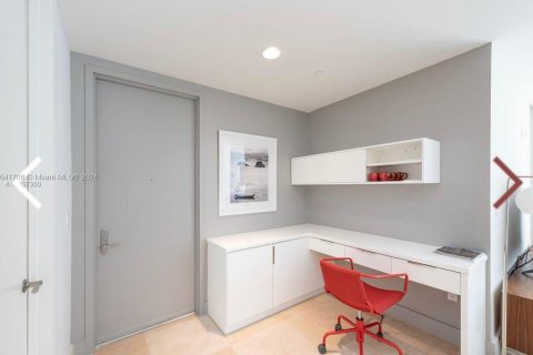 Copropriété à vendre à Sunny Isles Beach, Floride: 2 chambres, 168.25 m2 № 2026787 - photo 20