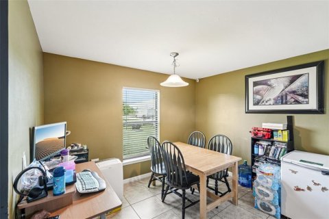 Casa en venta en Cape Coral, Florida, 3 dormitorios, 141.4 m2 № 1899169 - foto 12
