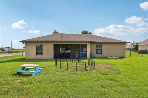 Casa en venta en Cape Coral, Florida, 3 dormitorios, 141.4 m2 № 1899169 - foto 29