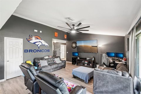 Casa en venta en Cape Coral, Florida, 3 dormitorios, 141.4 m2 № 1899169 - foto 3