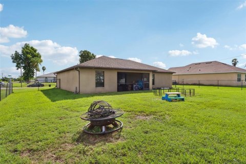 Casa en venta en Cape Coral, Florida, 3 dormitorios, 141.4 m2 № 1899169 - foto 27