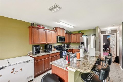 Casa en venta en Cape Coral, Florida, 3 dormitorios, 141.4 m2 № 1899169 - foto 8