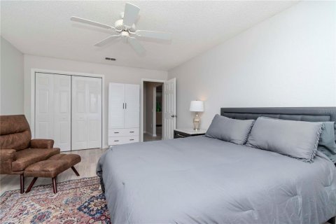 House in Weeki Wachee, Florida 2 bedrooms, 141.21 sq.m. № 1553379 - photo 28