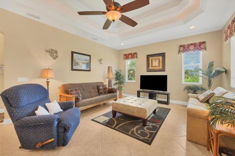 House in Placida, Florida 3 bedrooms, 200.11 sq.m. № 1912793 - photo 12