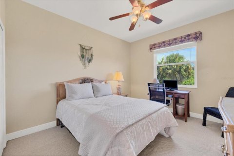 House in Placida, Florida 3 bedrooms, 200.11 sq.m. № 1912793 - photo 28