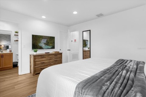 Touwnhouse à vendre à Kissimmee, Floride: 2 chambres, 107.86 m2 № 2324566 - photo 10