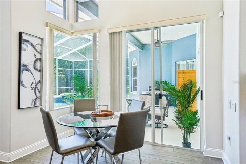 Casa en venta en Pinellas Park, Florida, 5 dormitorios, 359.81 m2 № 2208889 - foto 28